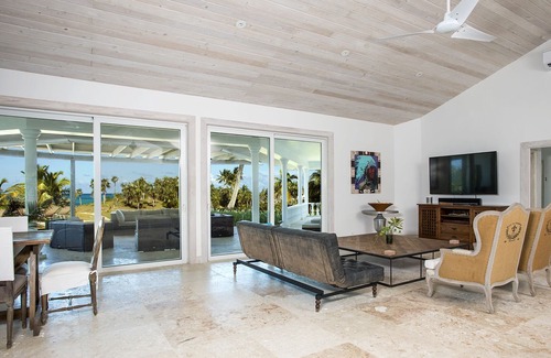 North Palmetto Point House | Private Beachfront Estate on 25 Acres w/Pool, Walk to Restaurant/Bar