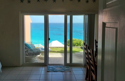 Warwick Apartment | Private Beach - Cliffs of Marley - Studio - Halfway to heaven -
