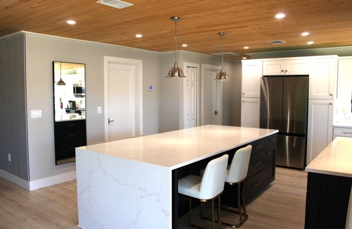 Island Estate House | Private beach house, private dock & spa Clearwater Beach intercoastal waterway