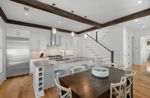 Rosemary Beach Cottage | PRIVATE BEACH/POOL ACCESS-Expansive Courtyard-Minutes to Beach/Pools-4 Bikes