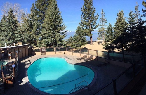 South Lake Tahoe Resort | Private Beach Resort for Summer Family Fun