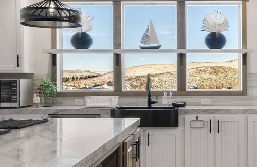Sweetwater House | Private BearLake Resort Getaway!