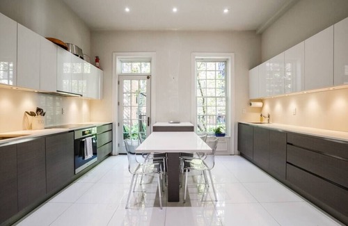 Upper East Side House | Private, Beautiful Upper Eastside Townhome