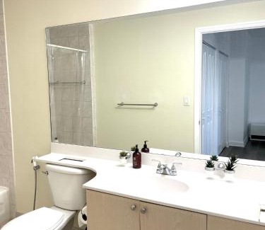 Coral Way House | Private bedroom in Miami - Coral Gables 601