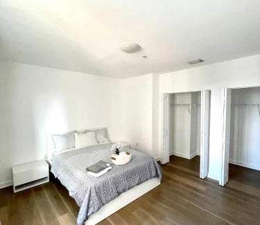Coral Way House | Private bedroom in Miami - Coral Gables 601