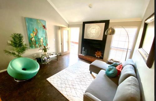 Central Oklahoma City Apartment | Private Bedroom Suite - Communal House near Integris