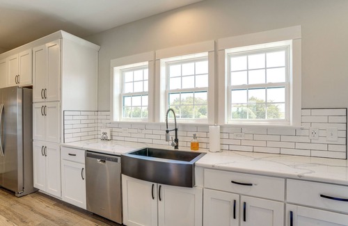 Livingston House | Private Boat Slip on Lake Anna: 3,000-Sq-Ft Home!