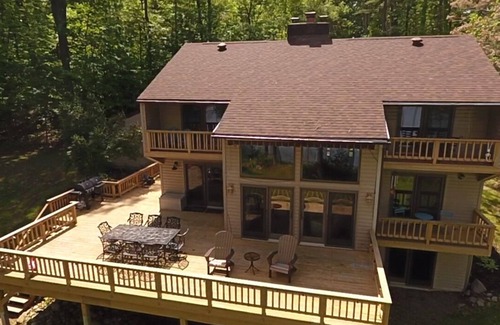 Ovid House | Private Breathtaking Lake House on Cayuga lake near wineries and parks