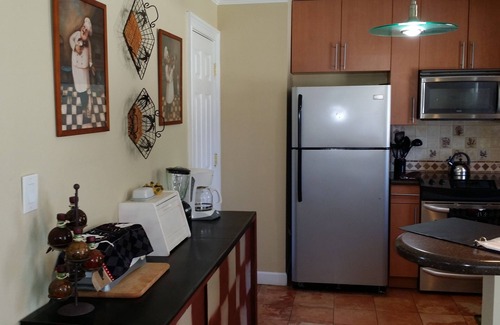 Roswell House | Private & Brick Ranch house- Walking distance to Historic Roswell