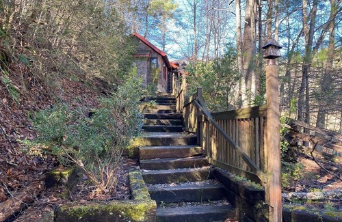 Waynesville Cabin | Private Cabin, Hot Tub, Great Location, Paved Roads. Blue Ridge Mtns, Downtown.