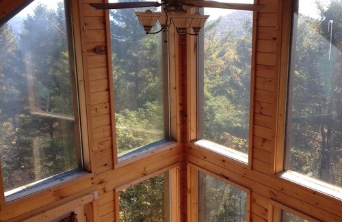 Boone Cabin | PRIVATE CABIN IN A GATED COMMUNITY, Downtown Boone 5 Minutes