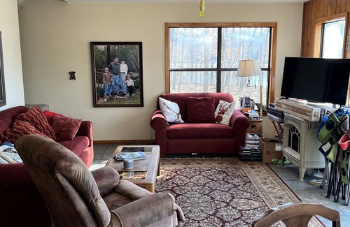 Edgemont House | Private cabin on 300 ft of lake shoreline. Hike, fish, and read in seclusion.