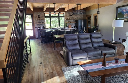 Lead Cabin | Private cabin on gated 12 acres located close to Deadwood, Sturgis and Lead.