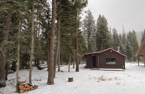 Lolo Cabin | Private Cabin on Lolo Creek