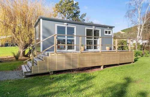 Paraparaumu Ski Chalet | Private Cabin Retreat
