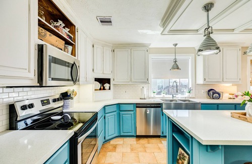 Terramar Beach House | Private Canal Home w/Boat Dock, Slip, 2 Living Areas - Fish from the Deck!