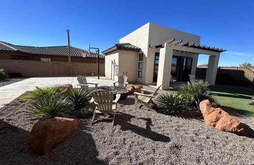 Alamogordo Apartment | Private Casita Perfect for TDY/Crash Pad