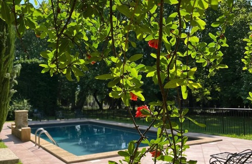 Lamanon House | Private castle with swimming pool in Provence