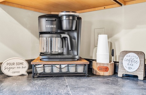 Rumford Center Ski Chalet | Private Chalet/Hottub/Firepit/View/Game room/Sleeps 12/Close to Sunday River