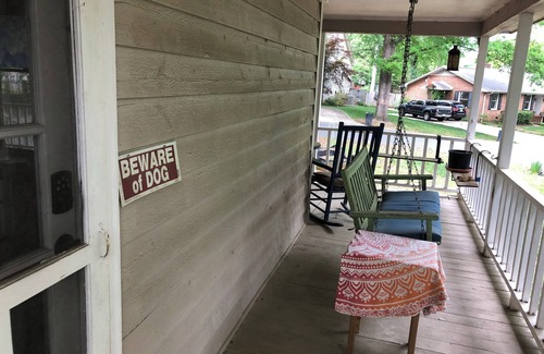 Madison Park Apartment | Private charming 1 bedroom/1 bath studio in a lovely safe Charlotte neighborhood
