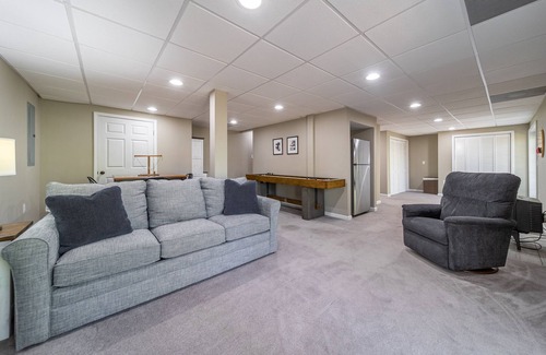 Nebo House | Private & clean. Enjoy the beauty of Lake James & Western North Carolina!