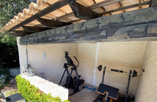 Les Maillans Villa | Private & comfortable stone villa with pool