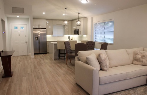 Hunt Club Cottage | Private Cottage at PGA National