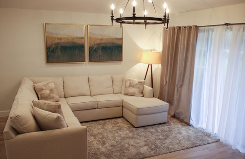Hunt Club Cottage | Private Cottage at PGA National