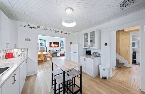 North Frontenac Cottage | Private cottage in Ardoch North Frontenac Ompah Community fishing kayak & boat