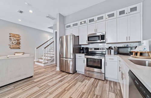 Gulf Shores House | PRIVATE COTTAGE IN THE HEART OF GULF SHORES!