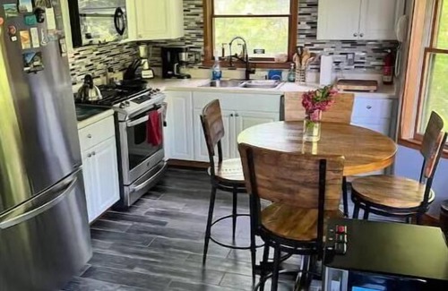 Portersville House | Private Cottage minutes from Moraine State Park and McConnell's Mill State Park.