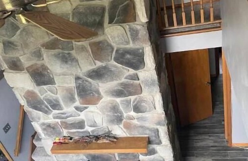 Portersville House | Private Cottage minutes from Moraine State Park and McConnell's Mill State Park.