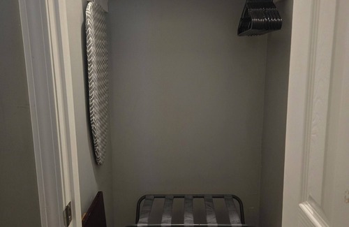 Greater Belhaven Apartment | Private Cottage Pad - Weekly or Monthly