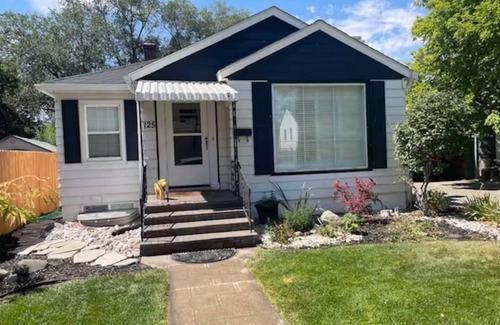 Pocatello Cottage | Private Cottage Retreat in the Heart of the West