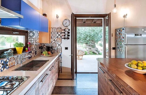 Rosolini Villa | Private countryside villa + annex with pool