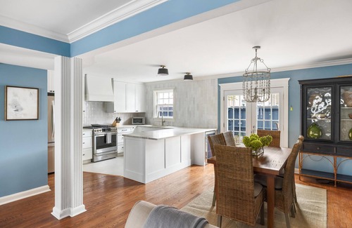 South of Broad House | Private Courtyard + Steps from King St +Parking Included