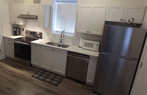 Regional District of Nanaimo House | Private Cozy Comfy 1BR Suite