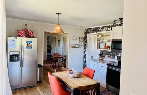 Harrison Cottage | Private & Cozy Ozark Mnt Cottage near BNR, Jasper, Boxley HRSN & hiking. VIEW