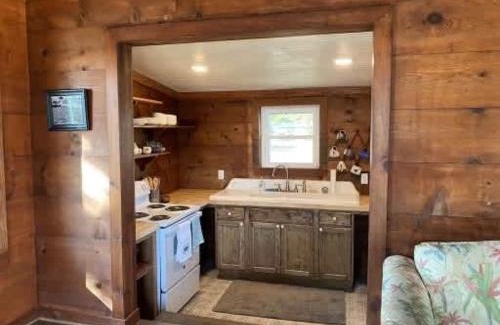 Atlantic House | Private Cozy Waterfront Cabin