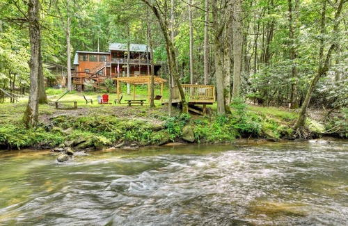 McCaysville Cabin | Private Creek Pier, Firepit Under the Stars & Game Room Near Appalachian Fun - The Water's Edge