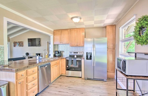 Lake of the Ozarks House | Private Dock: Home on Lake of the Ozarks