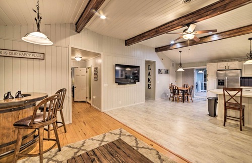 Benton House | Private Dock & Lake Access: Benton Family Home
