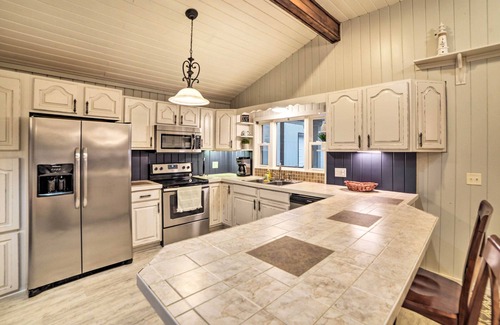 Benton House | Private Dock & Lake Access: Benton Family Home