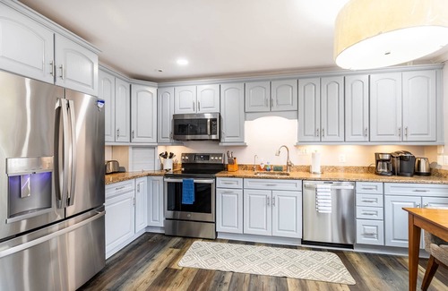 Edgewater House | Private Dock, Spacious Deck & Dog-Friendly Yard