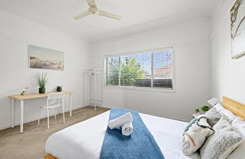 Ryde House | Private Double Room - Central Location at Ryde - Shared Bathroom