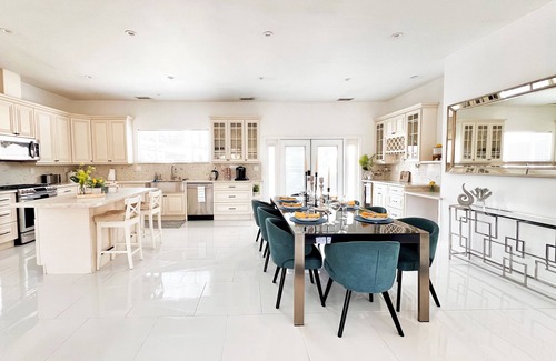 Tarzana Hotel | PRIVATE DREAM VILLA