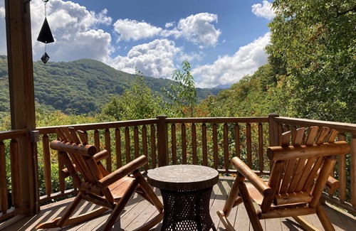 Cataloochee Ranch Cabin | Private, Elevation, Unlimited WiFi, Kid & Dog Friendly, Hiking, Rafting, Tubing,