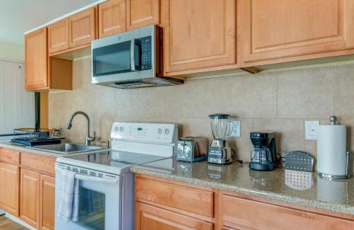 Englewood Apartment | Private Englewood Studio 10 Mi to Downtown Denver