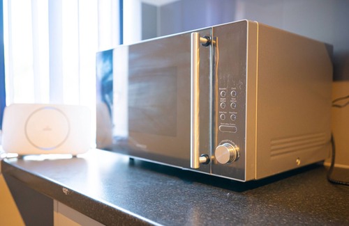 St Helens House | Private Ensuite Room Shared Kitchen St Helen B1