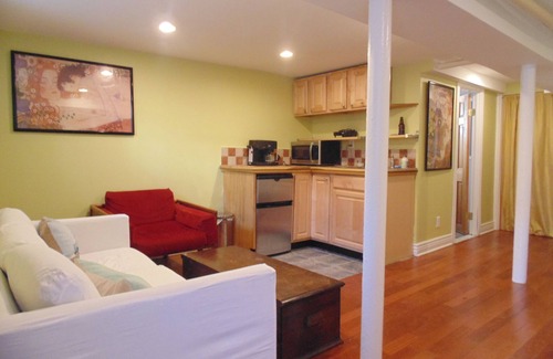 Windsor Terrace House | Private Entrance Comfortable Studio With Kitchenette In Lovely Windsor Terrace!